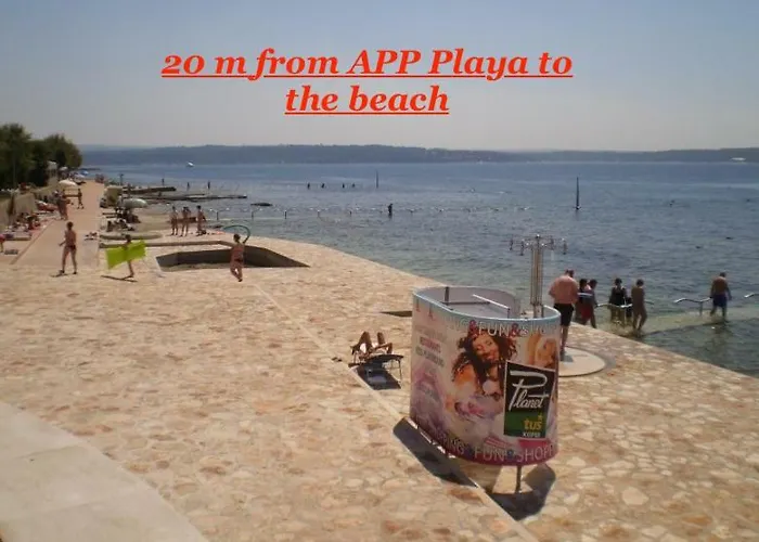 아파트 Playa Novigrad Istria